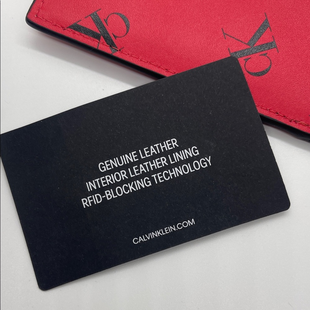 NWT Calvin Klein Red and Black Card Holder - Picture 5 of 7